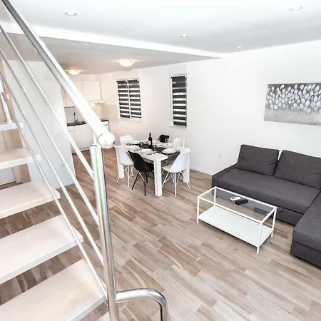 Kreso Apartment