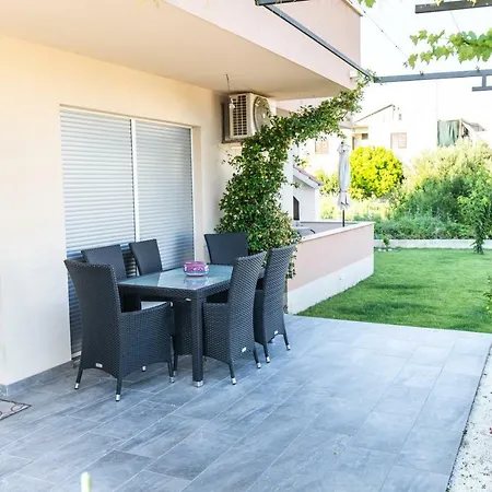Appartement Kreso *